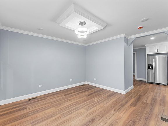 3rd image of 2936 S 53rd Ave