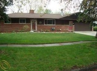 3621 Embarcadero St, Waterford, MI