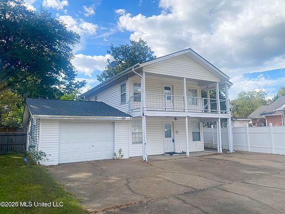 3rd image of 119 Dampeer St