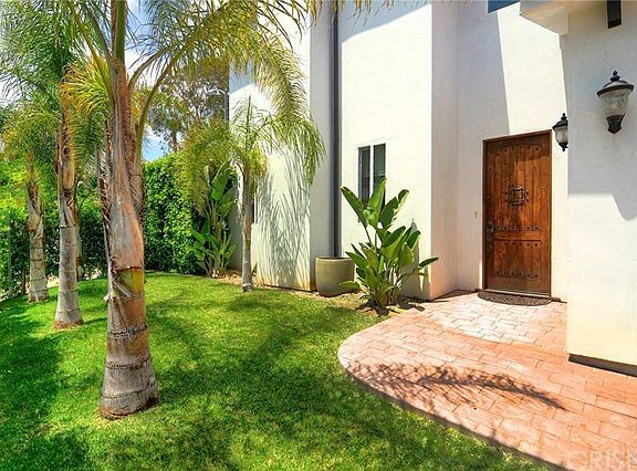 3rd image of 19253 Liam Ln