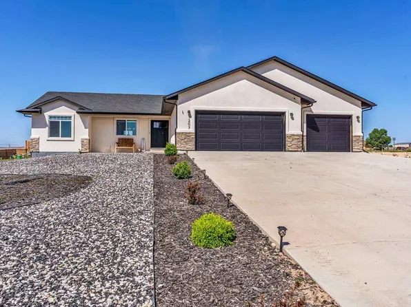 1207 N Jon Ln, Pueblo West, CO 81007