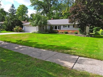 2074 Marshfield Rd, Mayfield Heights, OH, 44124