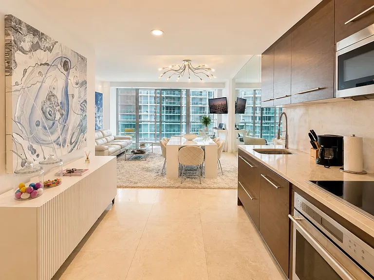 495 Brickell Ave #3206 — Photo 3