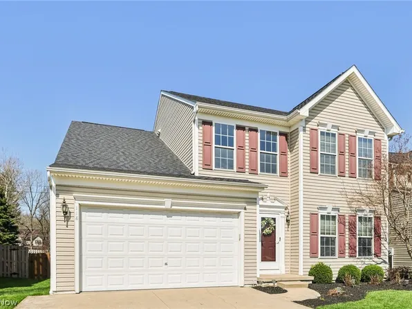 118 Stonepointe Dr, Berea, OH 44017
