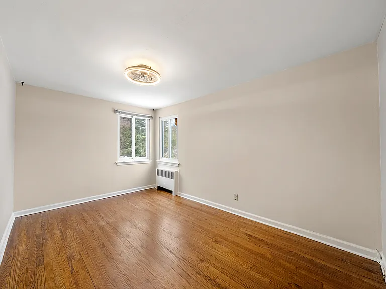 44 Knickerbocker Rd — Photo 19