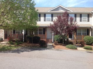 205 Pembrook Rd, Swannanoa, NC 28778