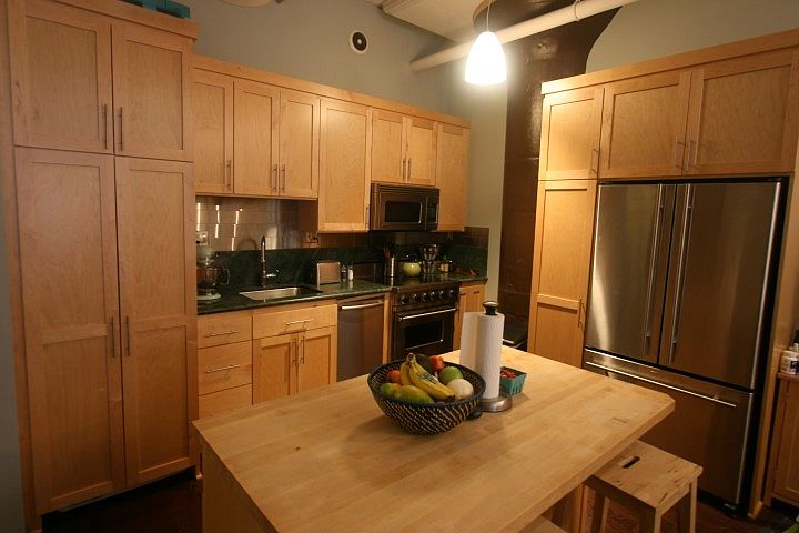 2nd image of 1314 NW Irving St APT 312