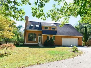 69 Talbut Rd, Scituate, RI 02831