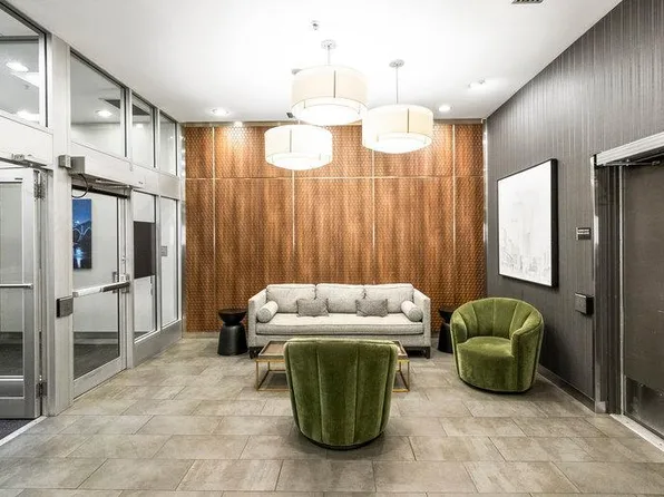 433 S 7th St APT 1919, Minneapolis, MN 55415