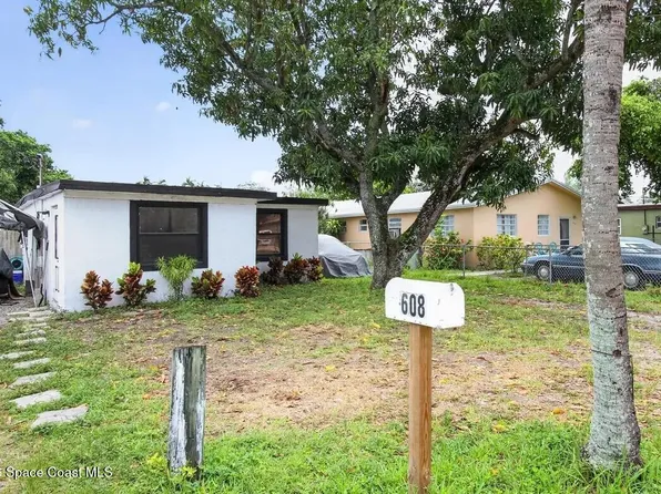 608 NW 15th Ave, Pompano Beach, FL 33069