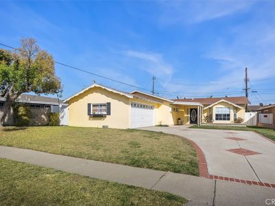 15882 Malm Cir, Huntington Beach, CA, 92647