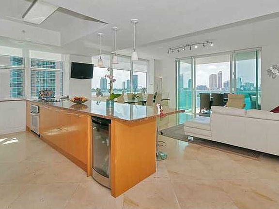 Open kitchen