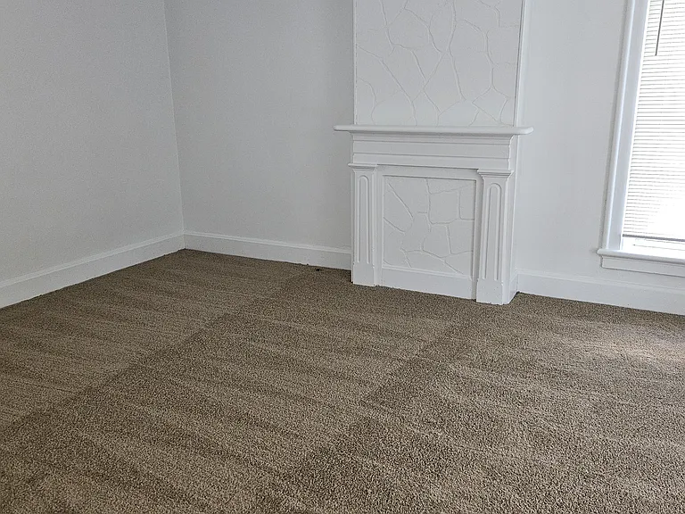 3777 Broadway — Photo 17