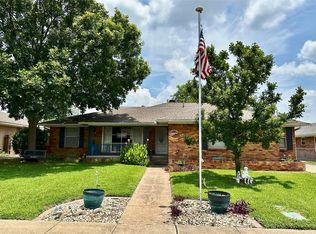 2130 Ridgecrest Dr, Garland, TX 75041