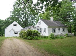 39 N Wayne Rd, Wayne, ME 04284