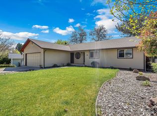 909 Arlene Ct, Yreka, CA 96097