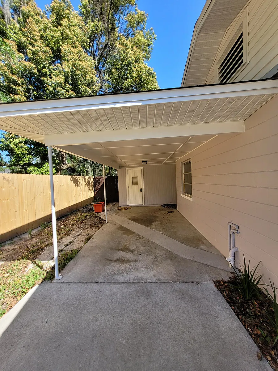 Building Photo - 534 NW 32nd Ave