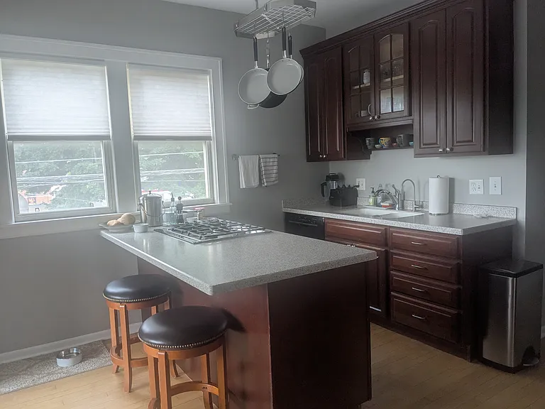 2815 N Sacramento Ave #2 — Photo 7