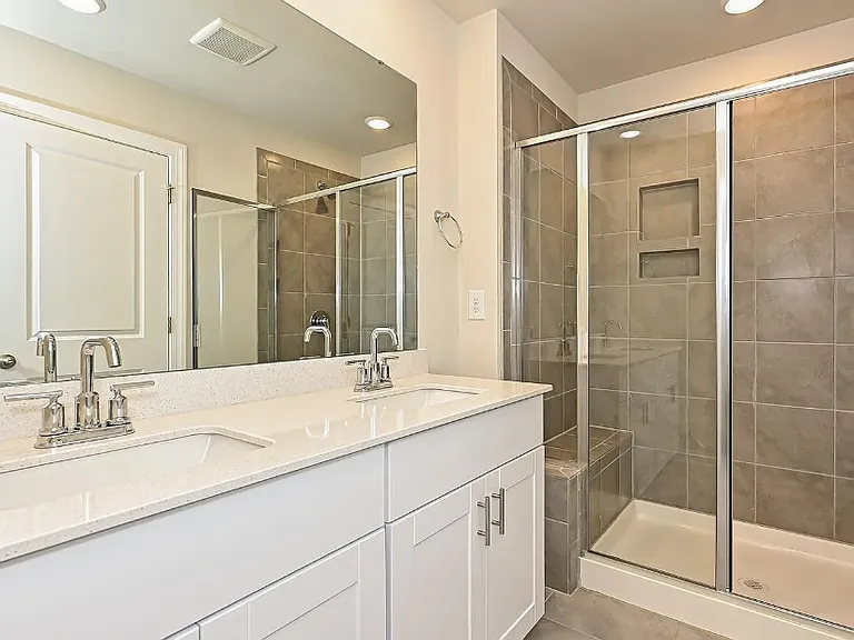 506 Tayberry Ln — Photo 10
