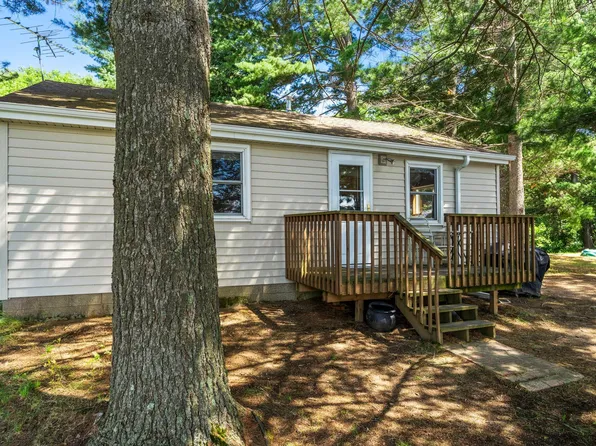 1585 Devils Lake Dr, Mora, MN 55051