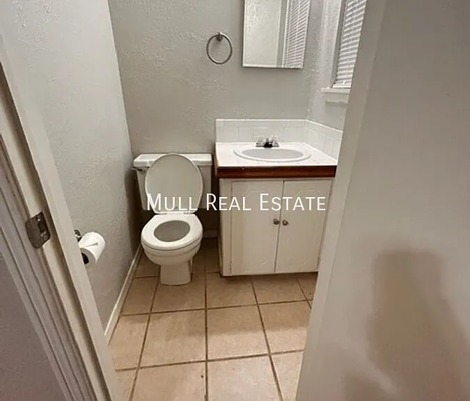 445 NW 86th St — Photo 15