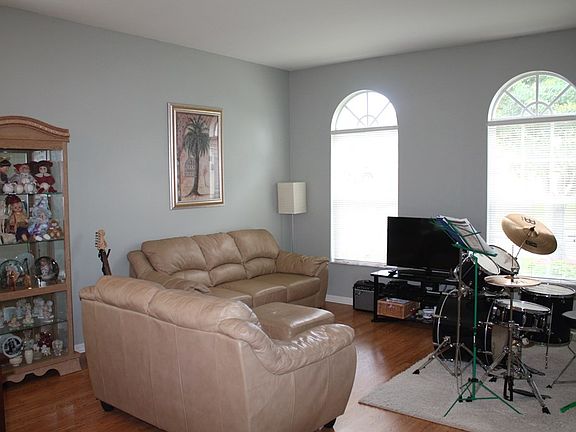 4th image of 5840 Montford Dr