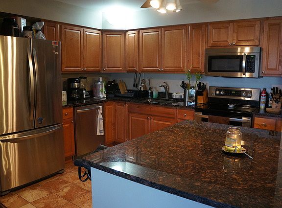 5th image of 1112 Castilian Ct #C306