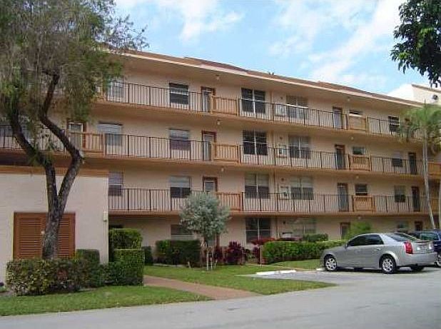 1st image of 25 Abbey Ln APT 206