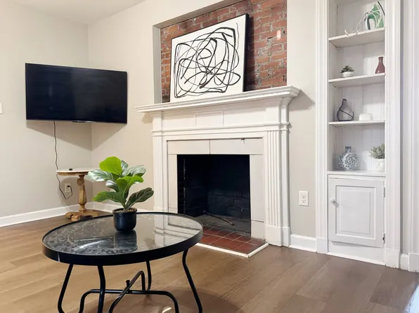 960 S Spring St APT C, Evansville, IN 47714