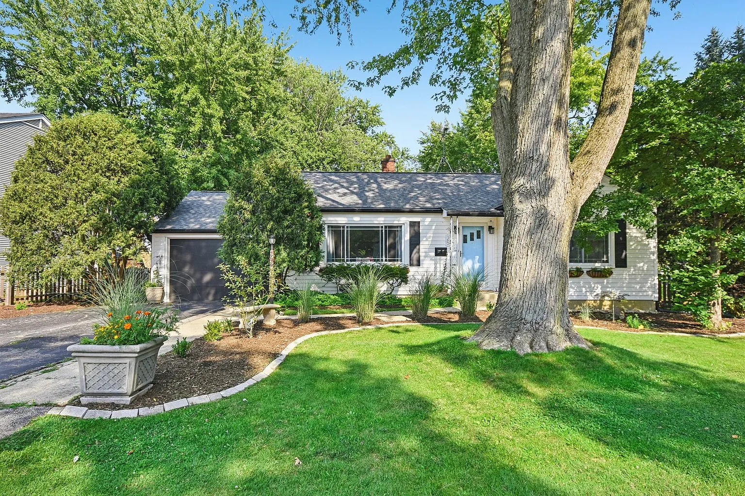 25 Nebraska St photo 1