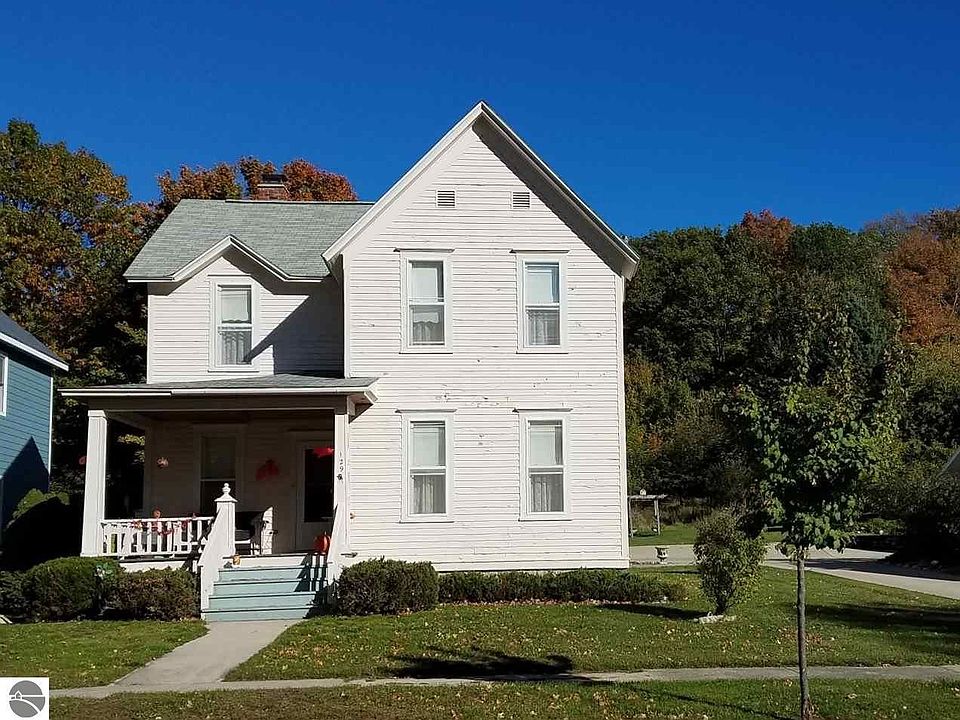 1st image of 129 Leelanau Ave