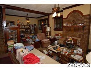 2nd image of 728 Orchard St