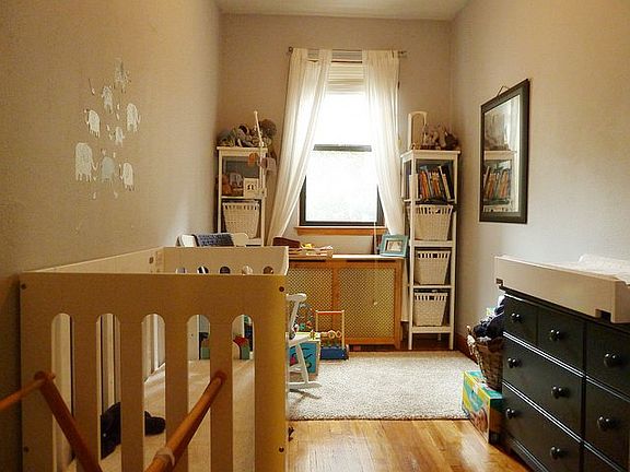 2nd image of 156 W 74th St APT 2C