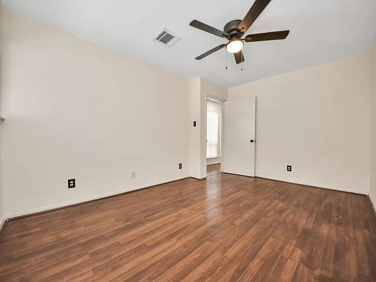 9001 Imogene St #A — Photo 17