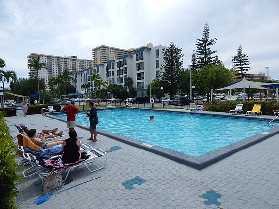 2nd image of 17620 Atlantic Blvd APT 504