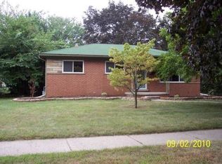 7025 N Evangeline St, Dearborn Heights, MI