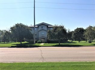 470 21st St SW APT 104, Huron, SD 57350