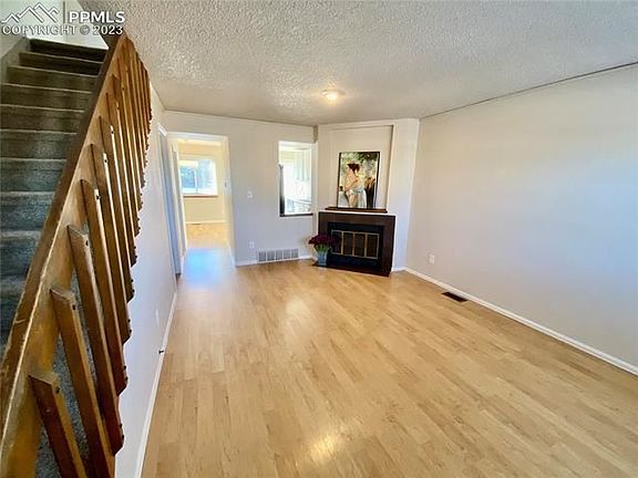 5th image of 5520 Dunbar Ct