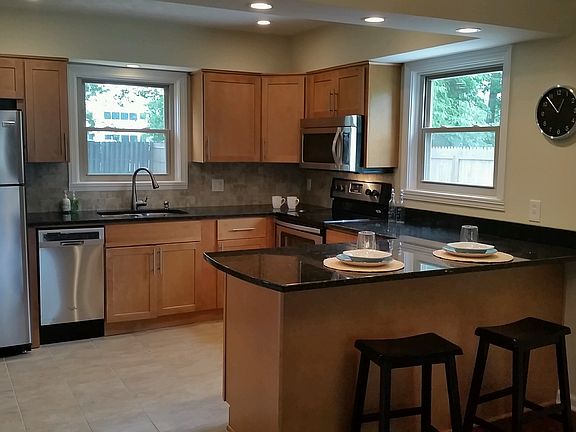 new kitchen and appliances
