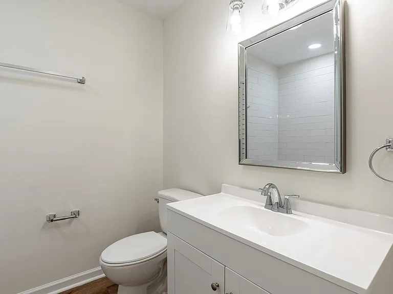 1537 Brennen Rd — Photo 17