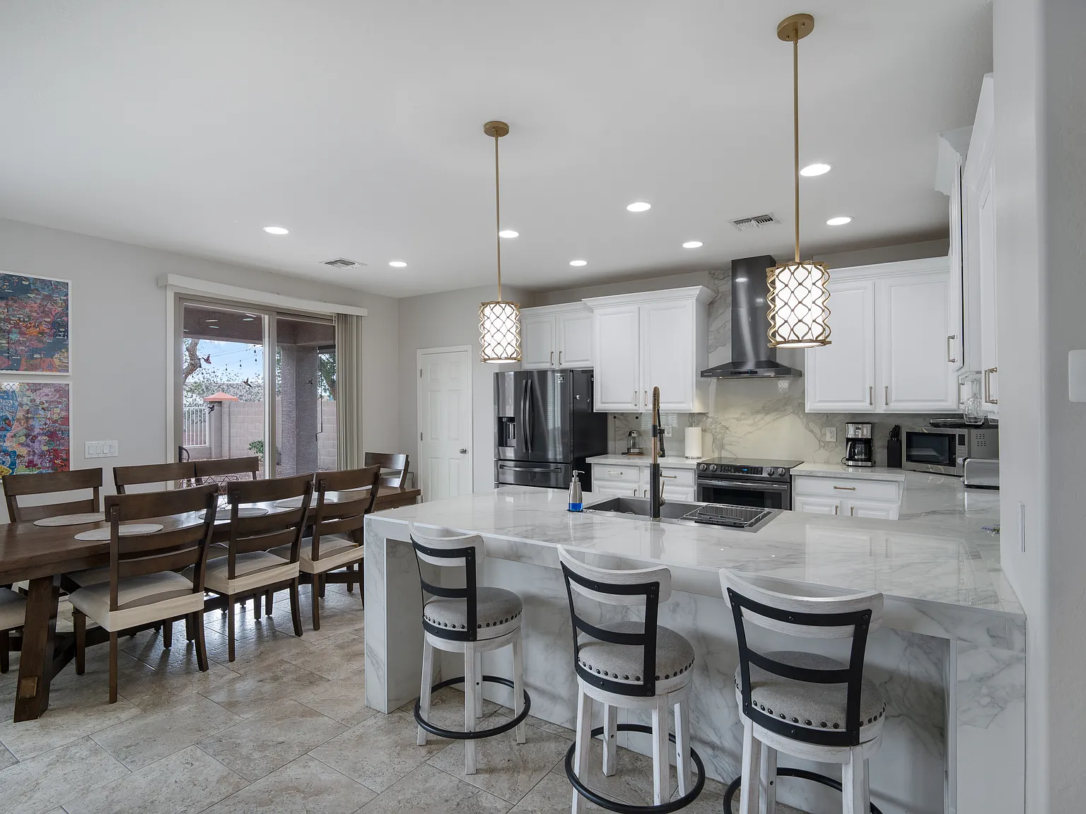 4 bed, 2507 sqft, $4,000 — Photo 3