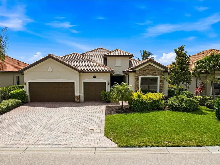 28086 Kerry Ct — Photo 2