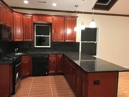 1st image of 17 Gardner Ave #2