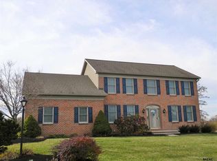 2670 Wexford Ln, York, PA 17404