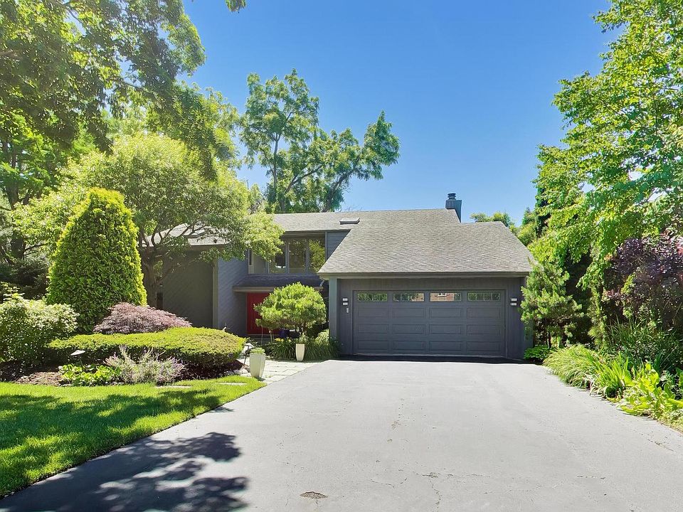 1st image of 11515 Burr Oak Ln