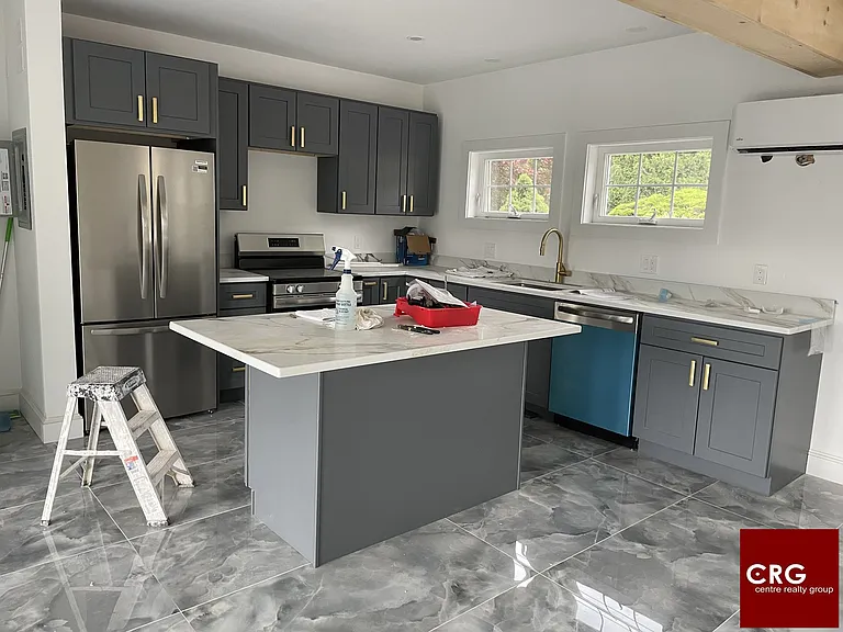 20 Heritage Dr #2 — Photo 3