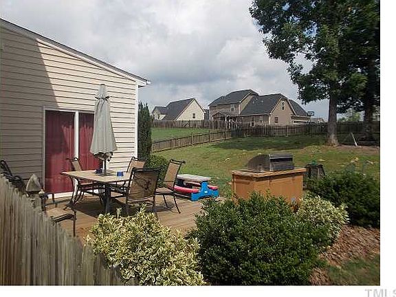 5th image of 337 Collinsworth Dr