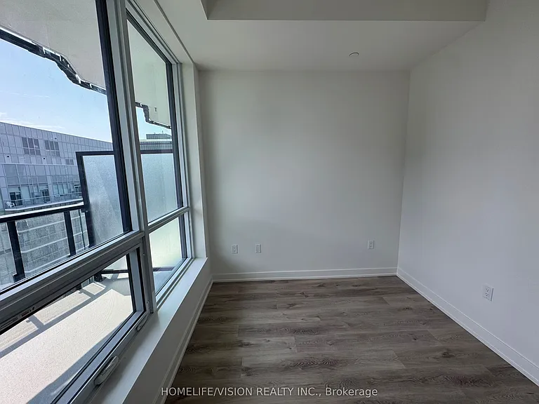 110 Broadway Ave #LPH12 — Photo 6
