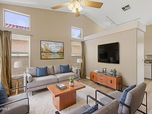 3rd image of 3231 E MENADOTA Drive