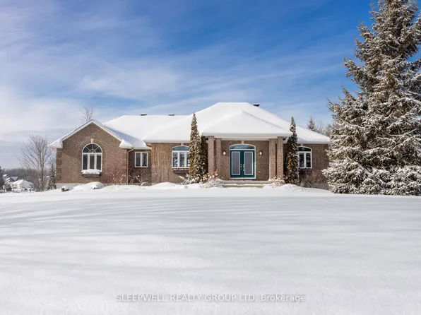 1040 Misty Morning Ln, Ottawa, ON K4P 1P8